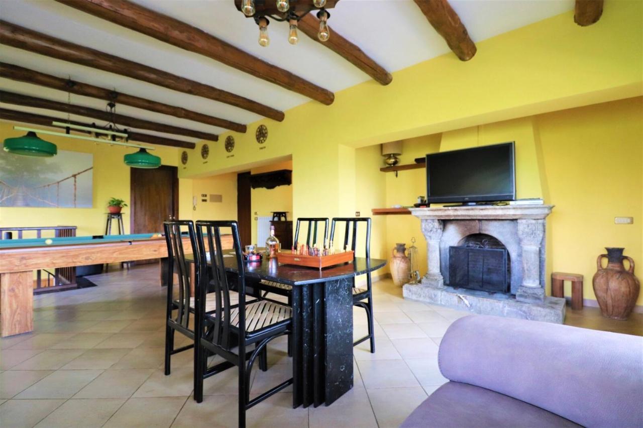 Villa Privata Con Biliardo E Vista Sul Golfo Di Napoli Sorrento