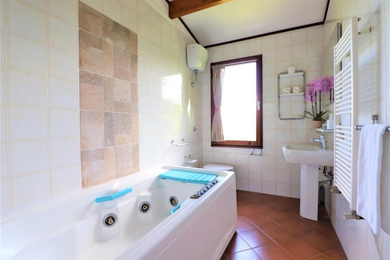 Privata Con Biliardo E Vista Sul Golfo Di Napoli Villa Sorrente